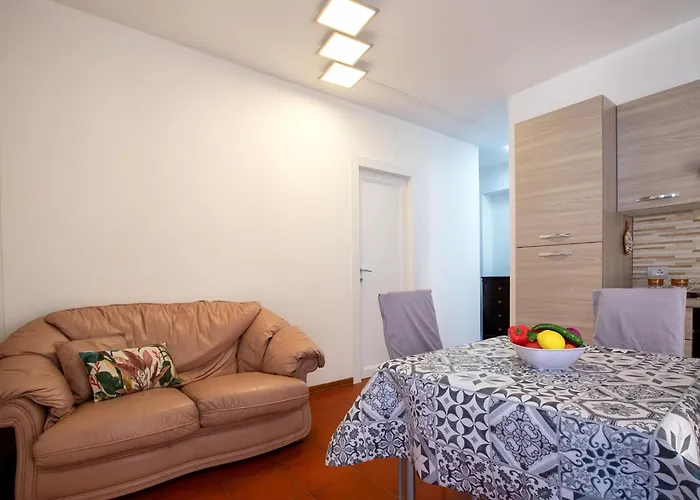 Luna By Interhome Lägenhet Olbia